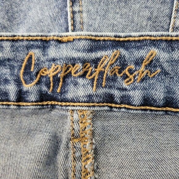 Copperflash Bermuda Mid-Rise Jean Shorts (Size 16) - Picture 4 of 4